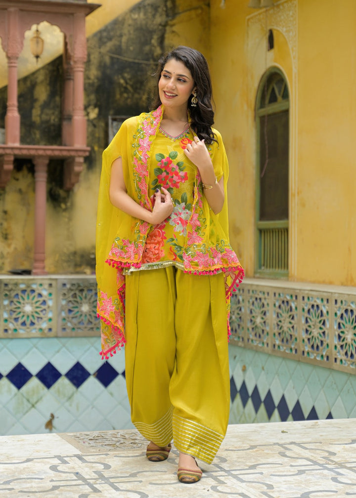 vastramaya canary 3 pc fusion set