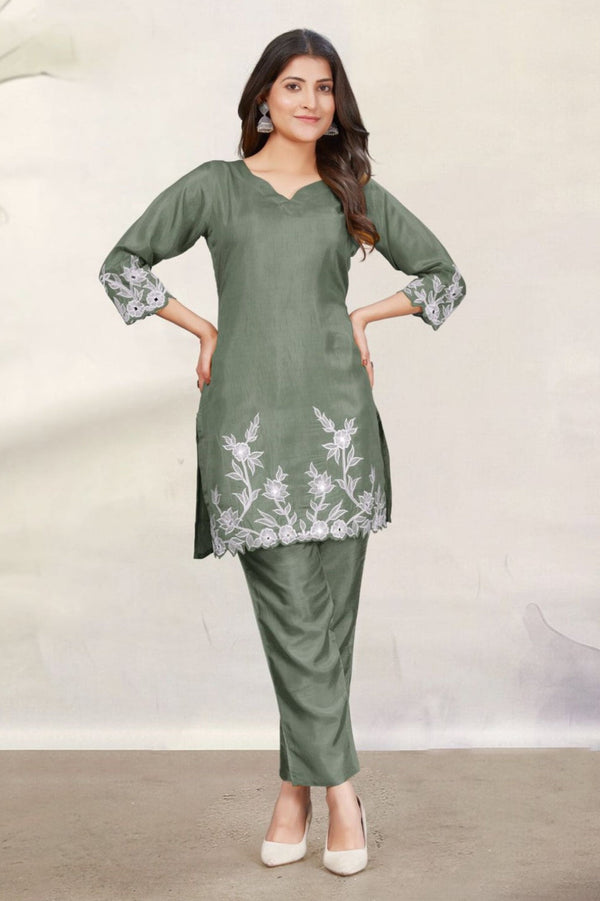 Divya kelly embroidery co-ord set