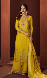 Haniya Amber Full Work Suit Set