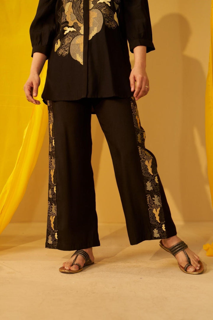 Tisca sable embroidery co-ord set