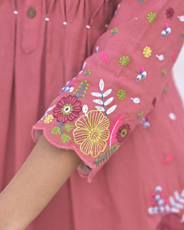 Chandri Rose Embroidered Kurta Pant Set