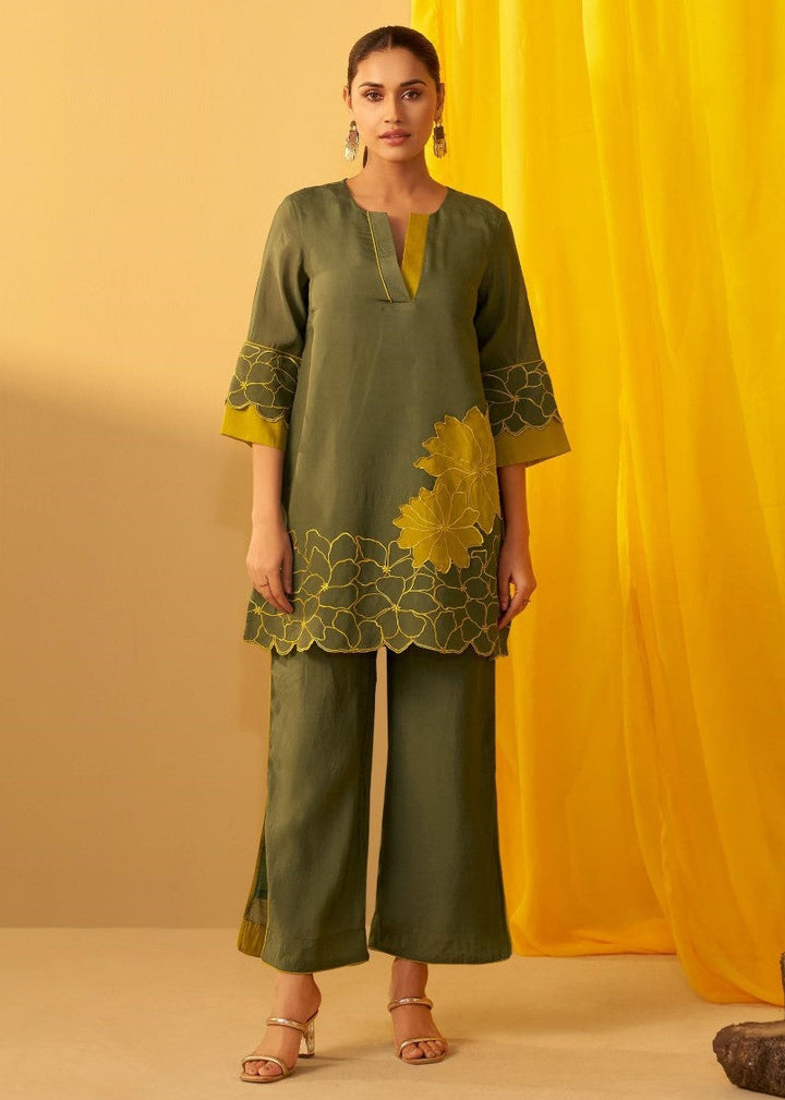 Tisca pear applique co-ord set