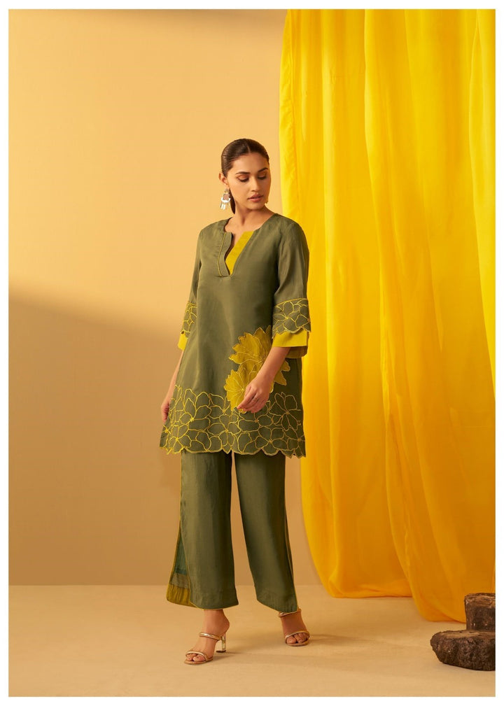 Tisca pear applique co-ord set
