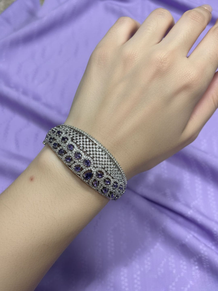 ANTAARA DELICATE DIAMOND BRACELET