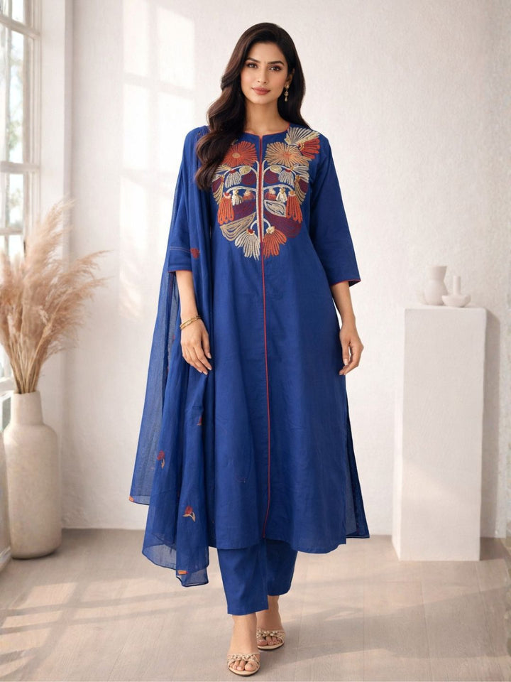 Viyona Ink Embroidered Suit Set