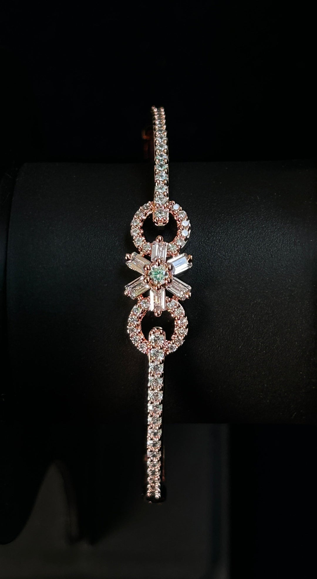 ANTAARA DELICATE DIAMOND BRACELET