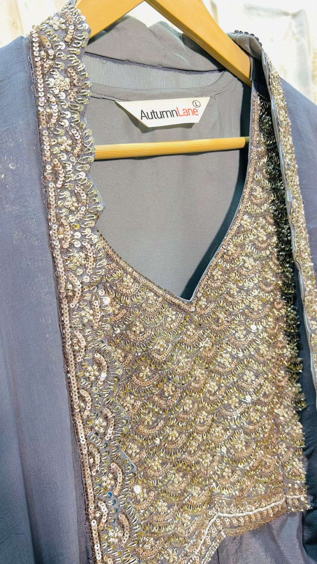 Rasa Hibis Handwork Luxury Fusion Wear Set