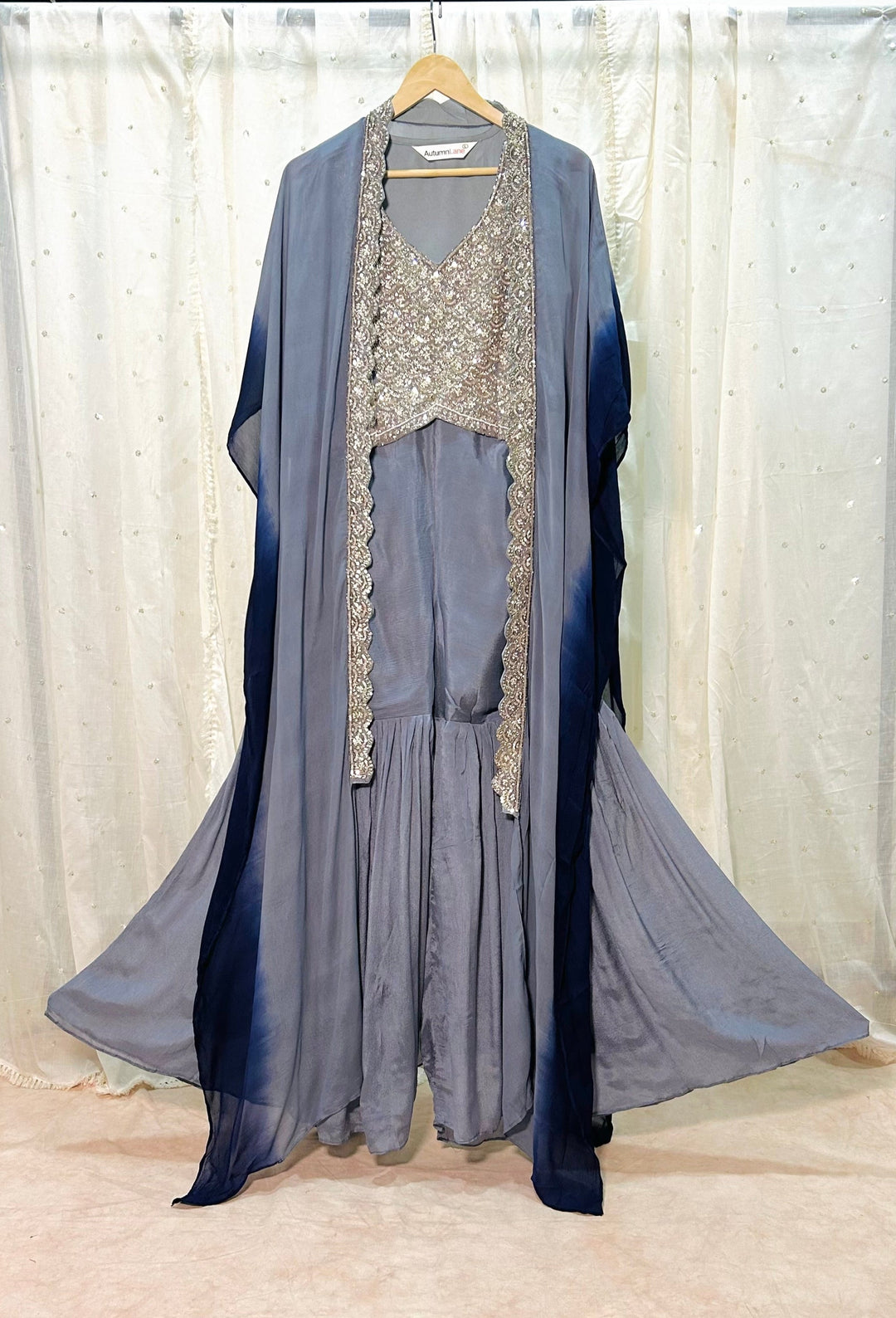 Rasa Hibis Handwork Luxury Fusion Wear Set
