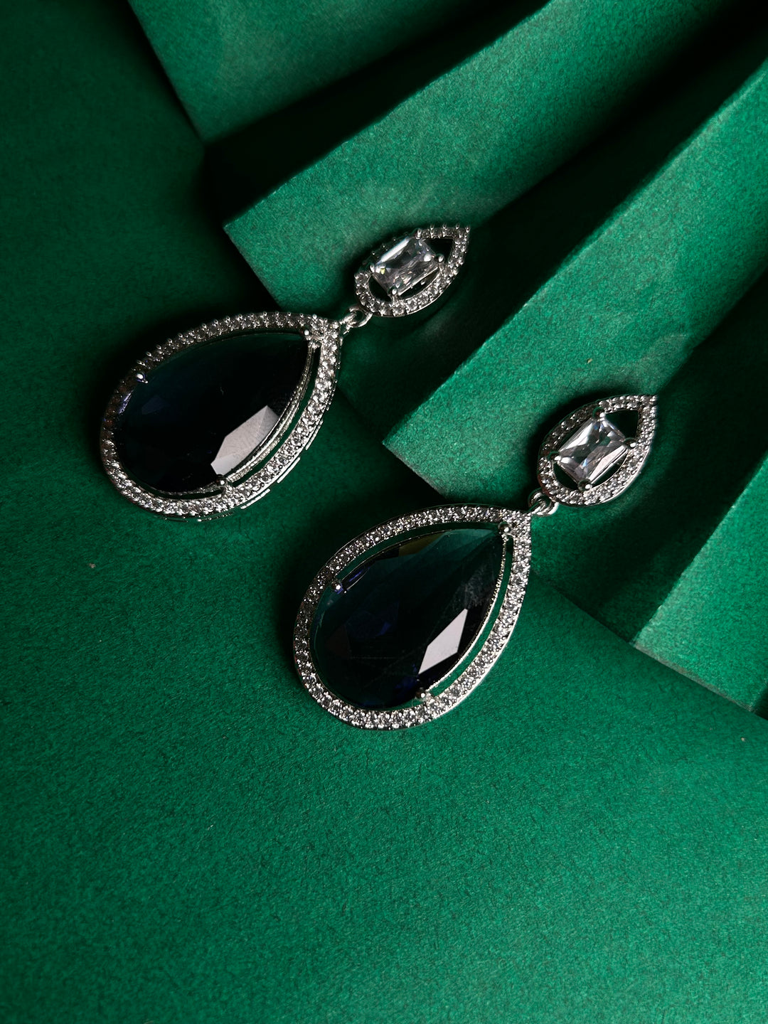 Savana Diamond Earings