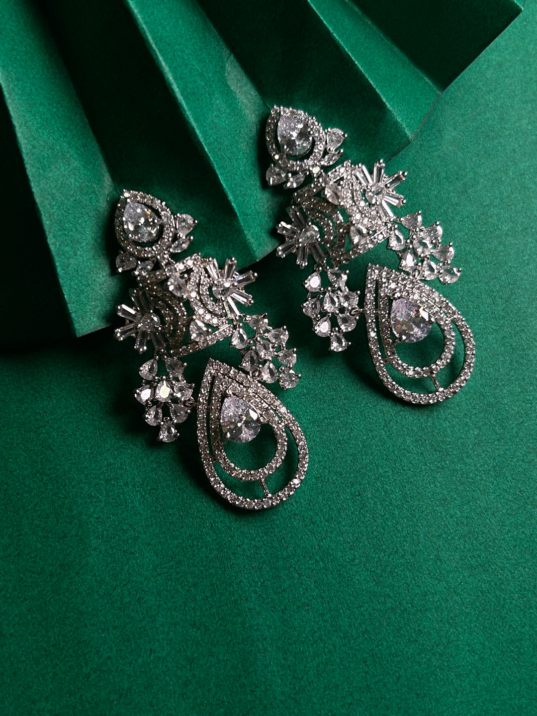 Savana Diamond Earings