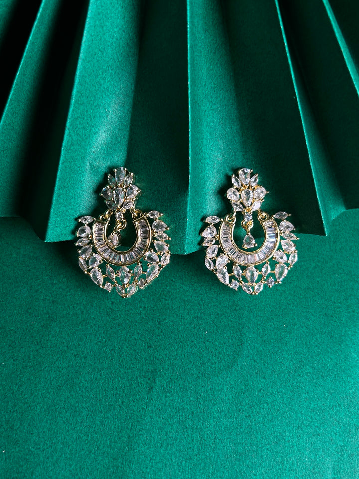 Antaara Diamond & pearl Necklace Earing Set