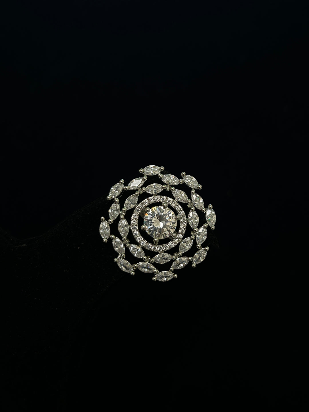 ANTAARA  DIAMOND EARINGS