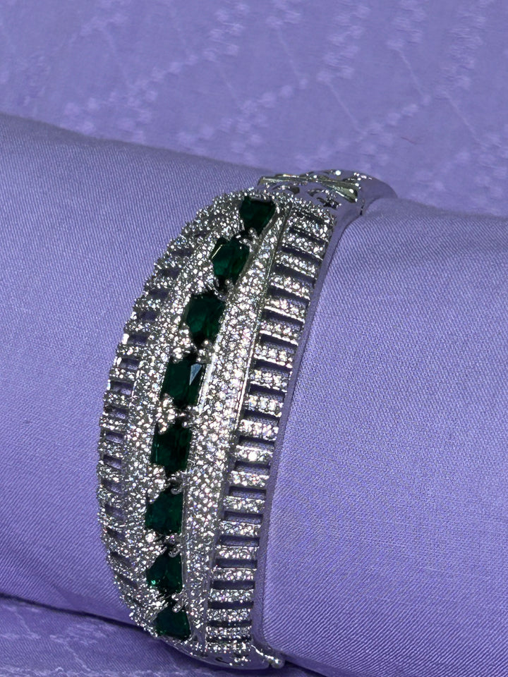 ANTAARA DELICATE DIAMOND BRACELET