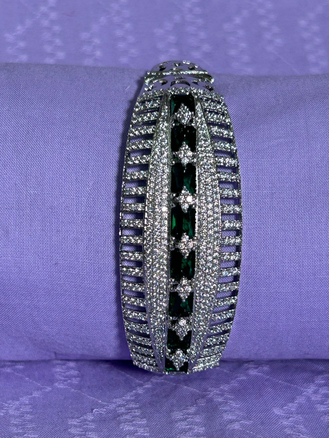 ANTAARA DELICATE DIAMOND BRACELET