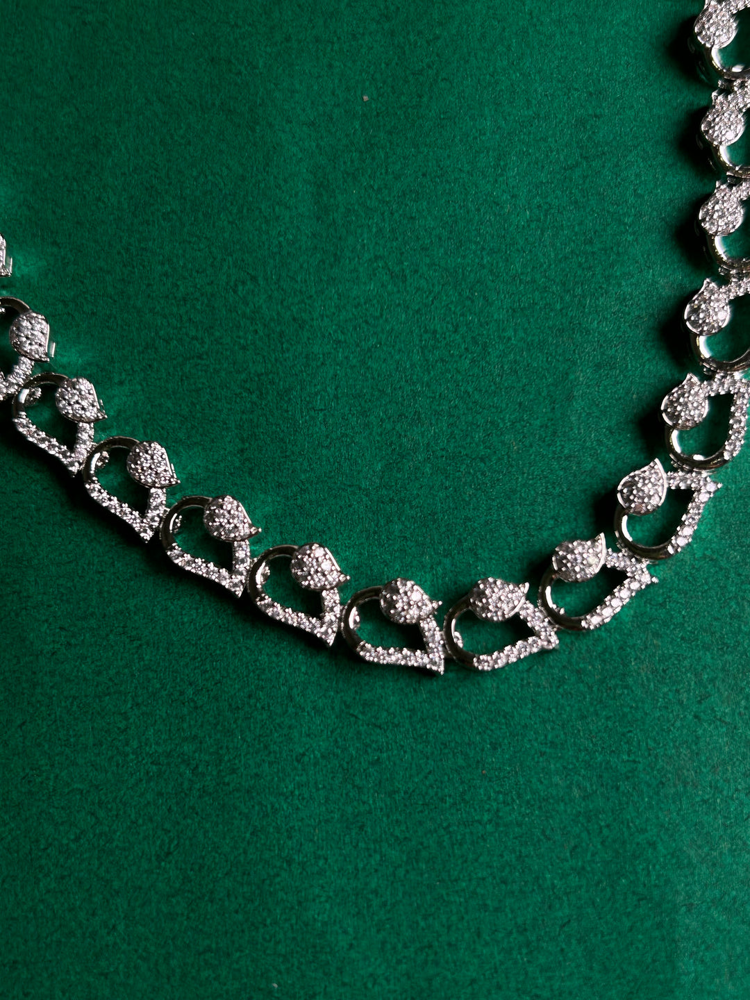 Antaara Diamond Necklace set