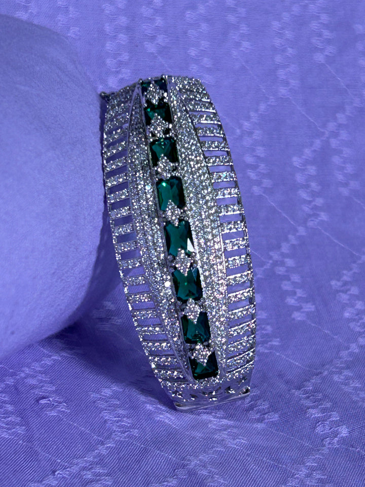 ANTAARA DELICATE DIAMOND BRACELET