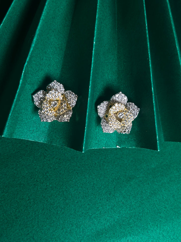 Savana Diamond Earing & Pendant Set