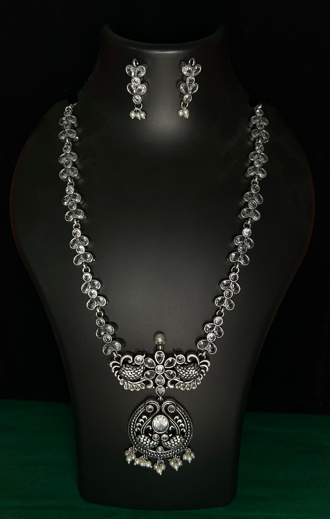 Antaara Oxidised necklace set