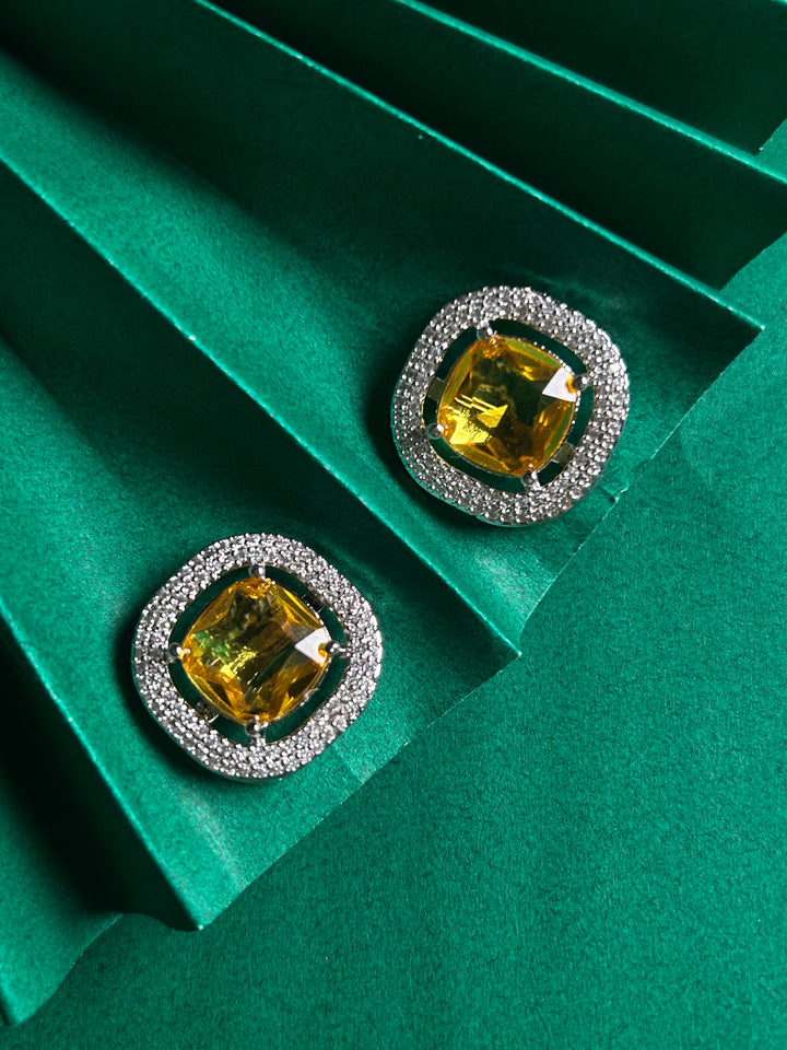 Savana Diamond Earing & Pendant Set