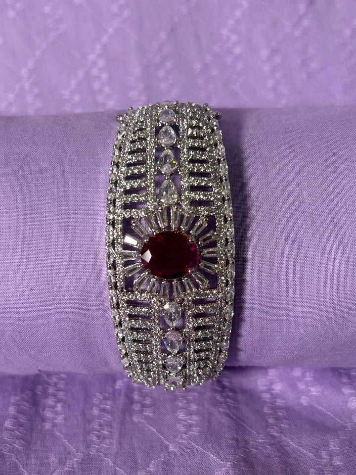 ANTAARA DELICATE DIAMOND BRACELET
