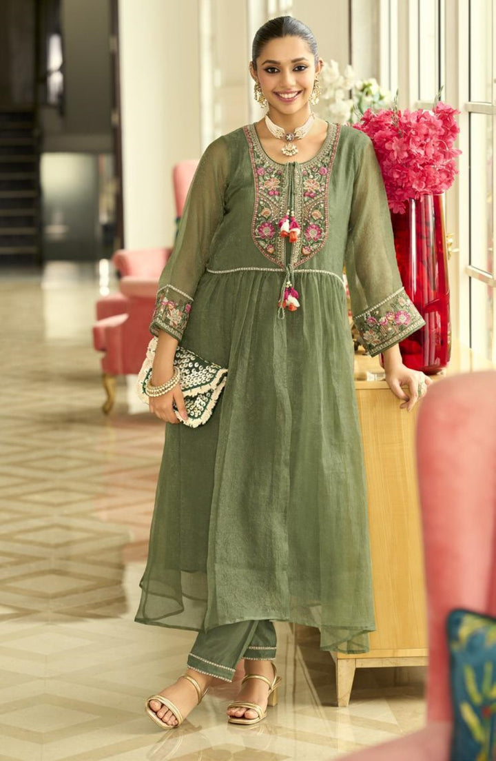 Prema fern embroidery jacket suit set