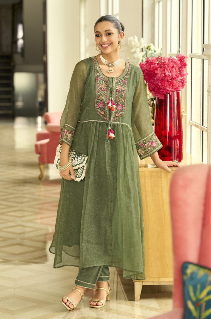 Prema fern embroidery jacket suit set