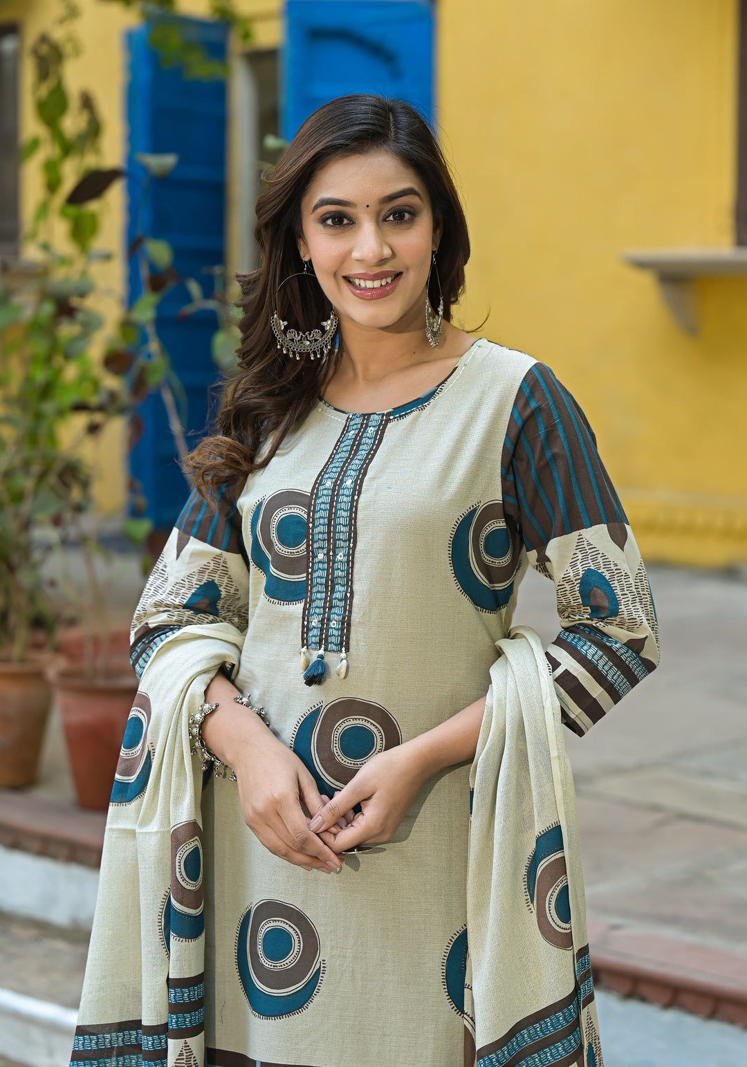 Hiya Ecru Cotton Suit set