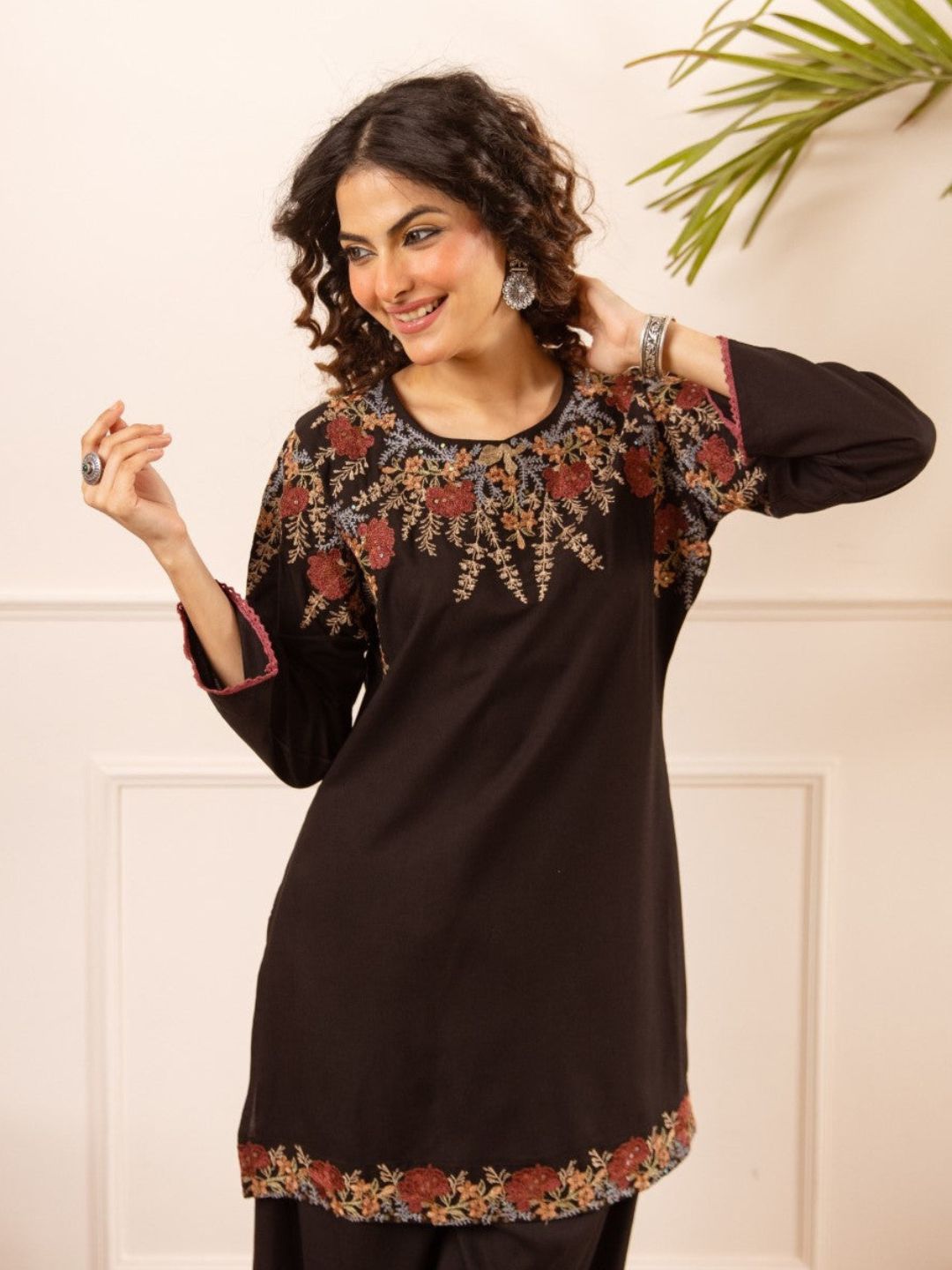 Karen charle Cotton embroidery co-ord set