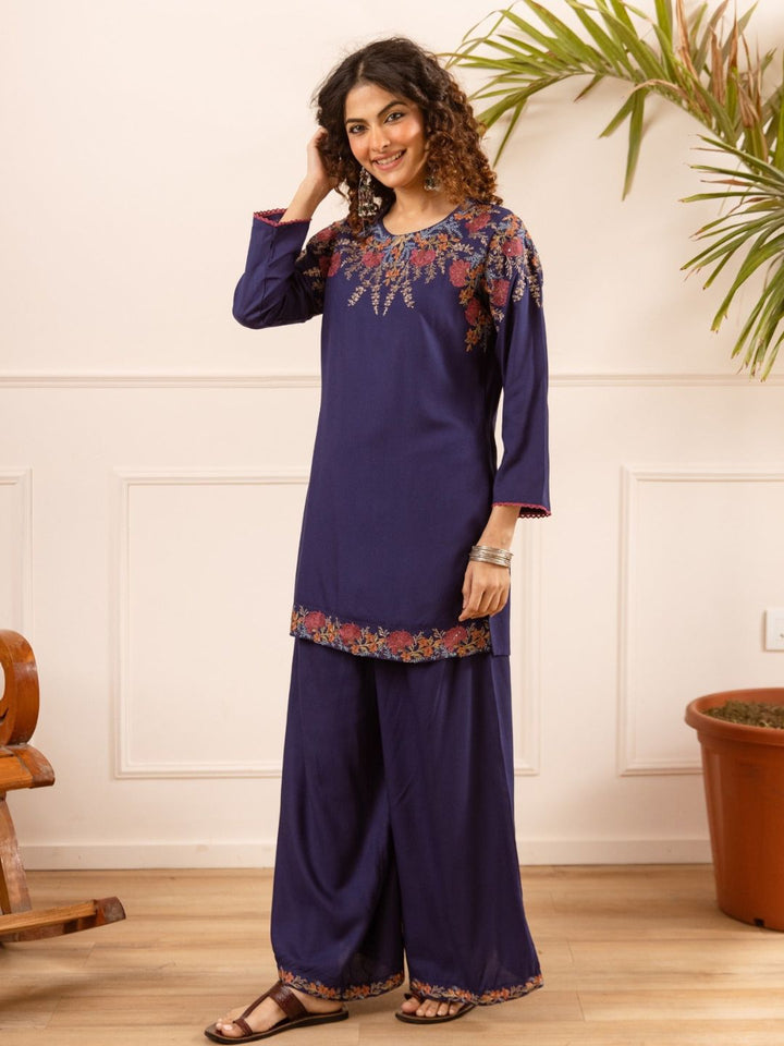 Karen classo embroidery cotton co-ord set