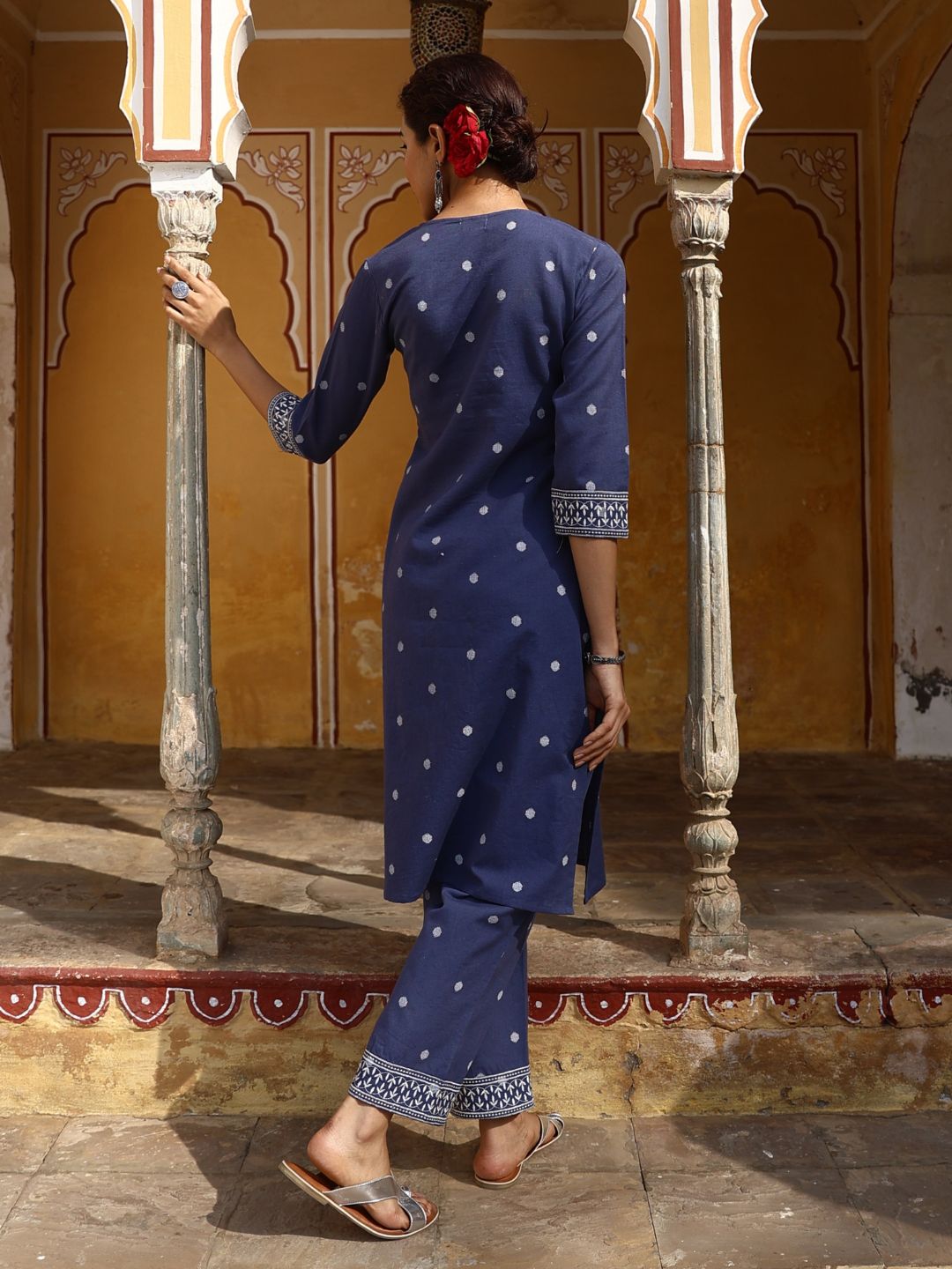 TUSHKI Indigo Co-ord Set