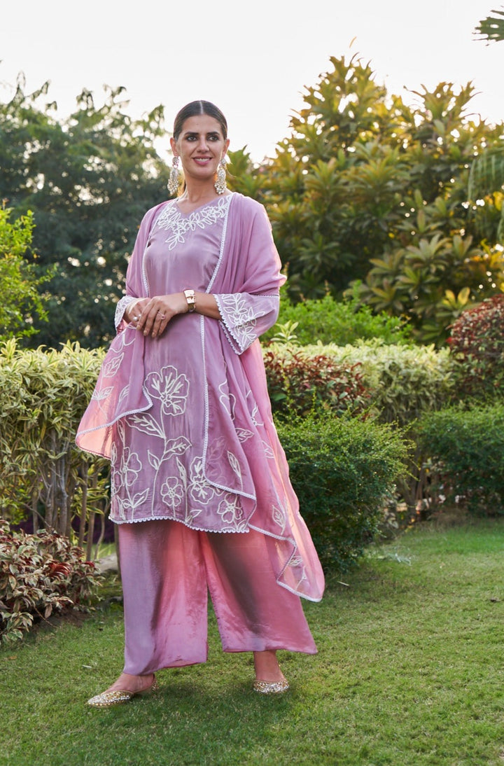 VARIDHI LILAC EMBROIDERED SUIT SET