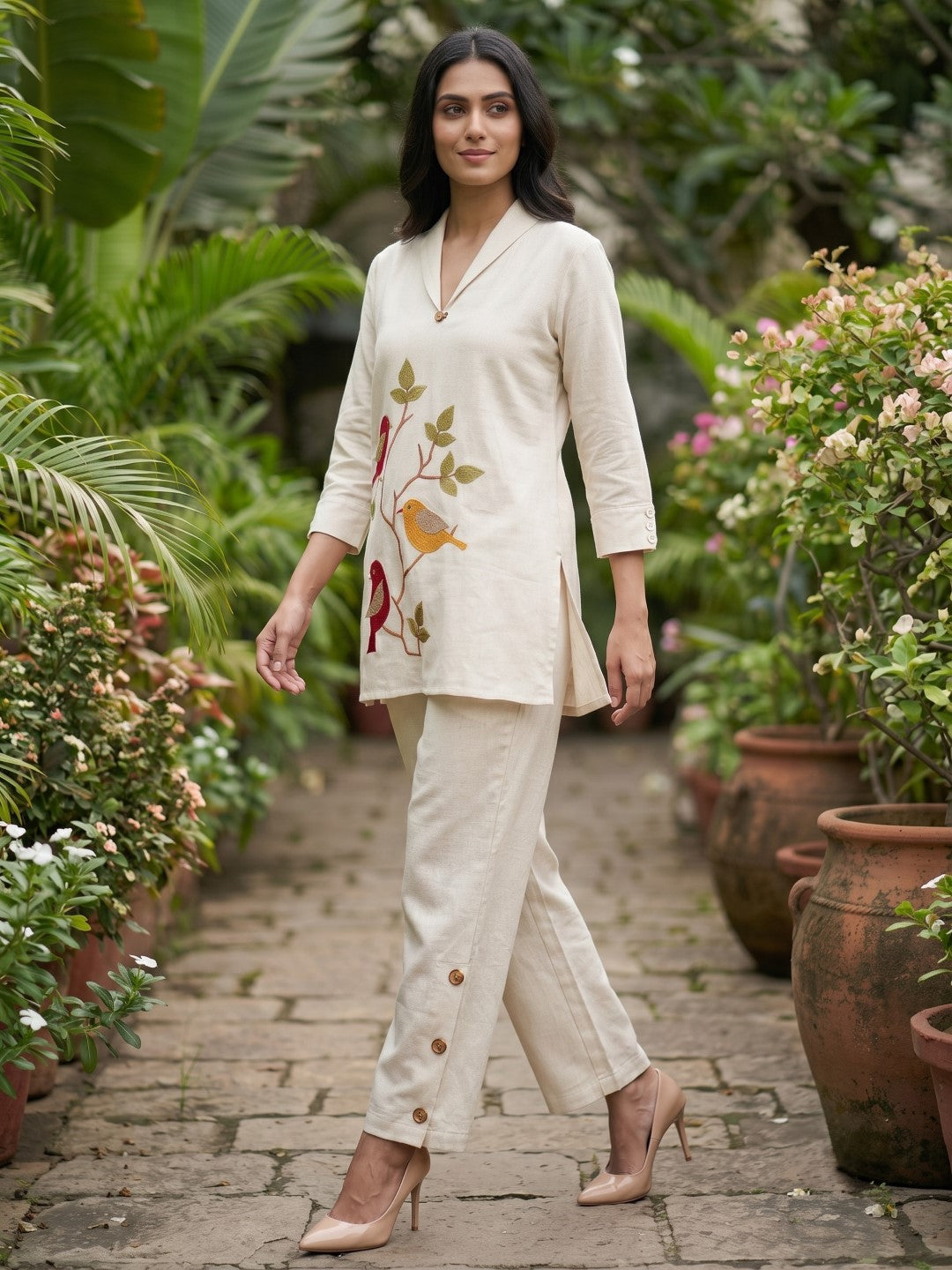 Sargi daisy embroidery co-ord set